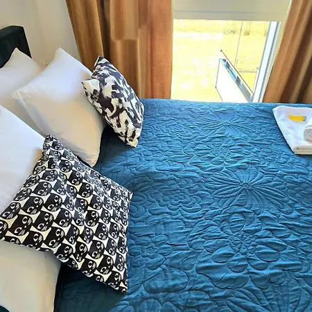 Amber View By Triapart